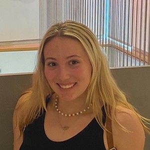 Meet your Posher, Caroline